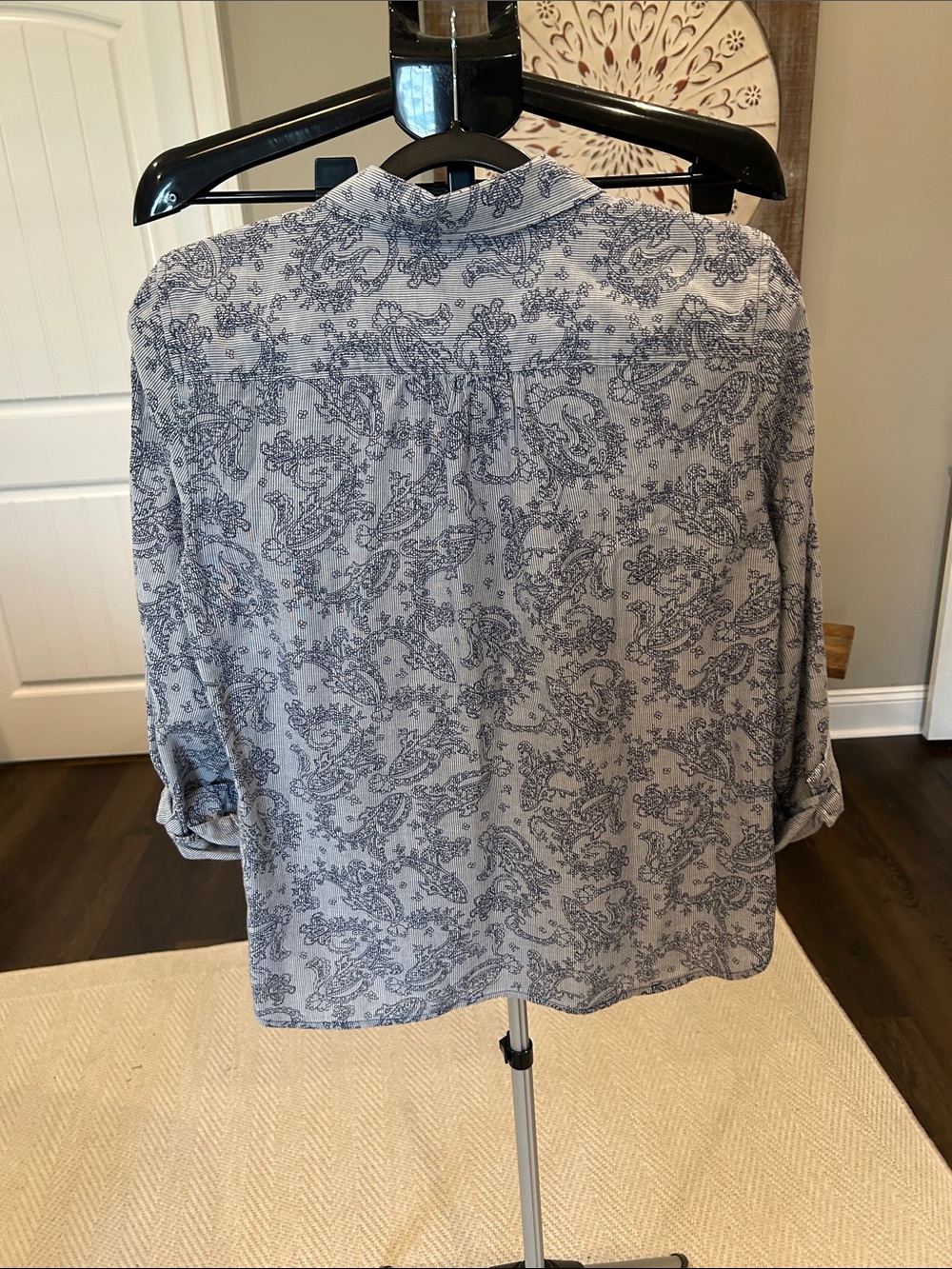 Talbots Navy Paisley Pullover Shirt / Great lightweight cotton fabric / sz small - Picture 6 of 6